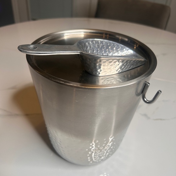 Hammered Metal Ice Bucket with Ice Scoop- Threshold - Picture 5 of 9